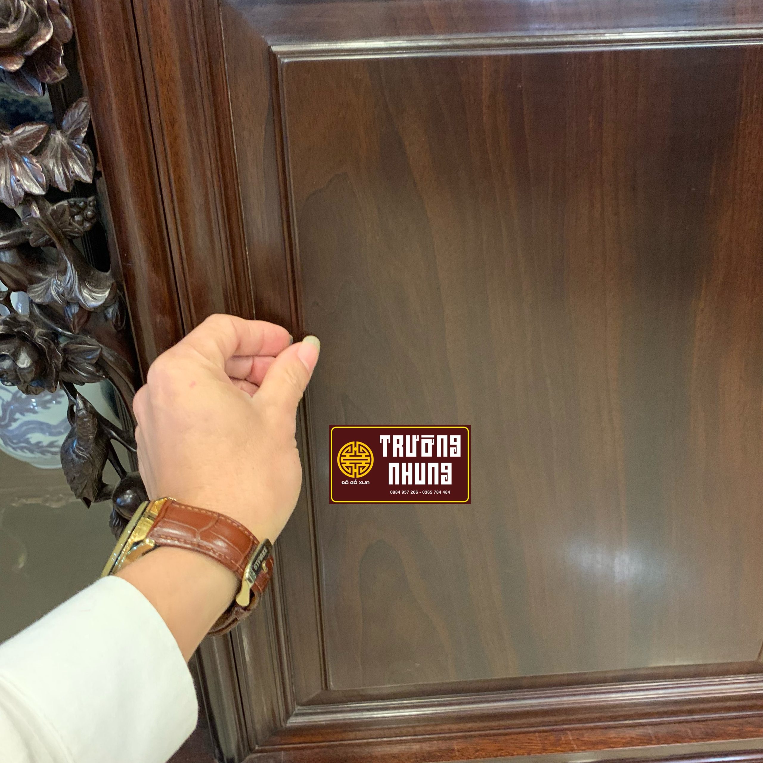 Tu - Che - Loi - Xua - Tu - Kinh - Co - Ban - Ghe - Truyen - Thong - Trang - Ky - Go - khách - phòng - ăn - đẹp - tủ - bày - đồ - tủ - triện - tàu - tủ - triện - cân - tủ - bày - đồ - cổ - tu - bay - do - tủ - gỗ - gụ - tủ - gỗ - cô - truyền - Tủ KÊ Phòng Khách - mẫu - tủ - trúc - nhỏ - gọn - tủ - bày - đồ - chạm - trúc - tủ - gỗ - nhỏ - gọn - phòng - khách - tủ - bày - đồ - đẹp - tủ - trang - trí - phòng - khách - tủ- trưng - bày - đồ - cổ - kệ - gỗ - trang - trí - phòng - khách - đẹp - tủ - bày - phòng - khách - tủ - trưng - bày - gốm - sứ - đẹp - tủ - bày - dồ - cổ - tủ - trang - trí - đẹp - phòng - khách - tủ - gỗ - cổ - xưa - nội - thất - nhà - gỗ - nội - thất - nhà - cổ - nội - thất - phòng - khách - đẹp - ĐỒ - GỖ - CỔ - XƯA - TRƯỜNG - NHUNG